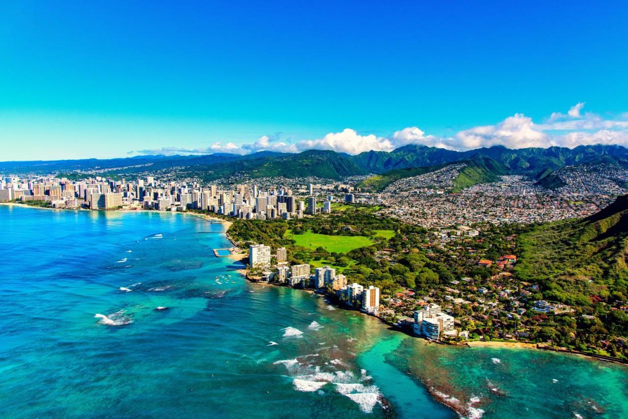 Aqua Palms Waikiki Ocean View Lanai Parking Included Daire Honolulu Dış mekan fotoğraf