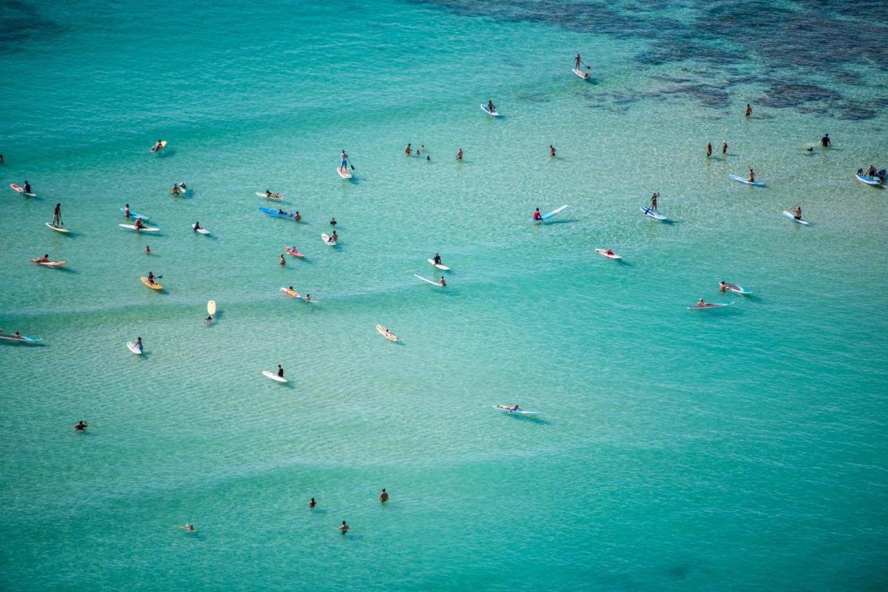 Aqua Palms Waikiki Ocean View Lanai Parking Included Daire Honolulu Dış mekan fotoğraf